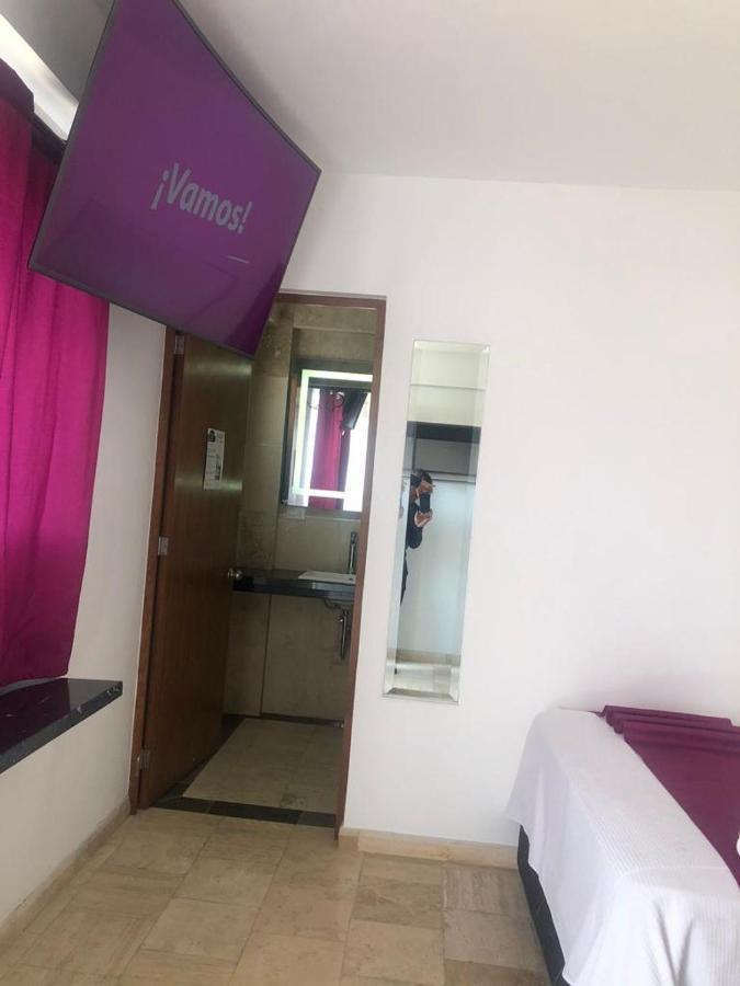 Motel Moon ปวยบลา ภายนอก รูปภาพ
